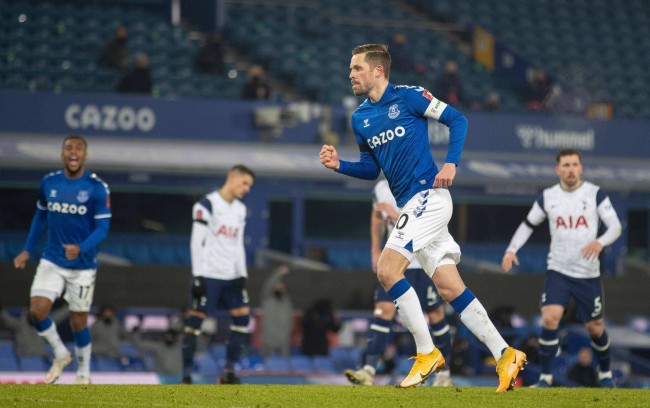 聚力与战斗 聚力与战斗