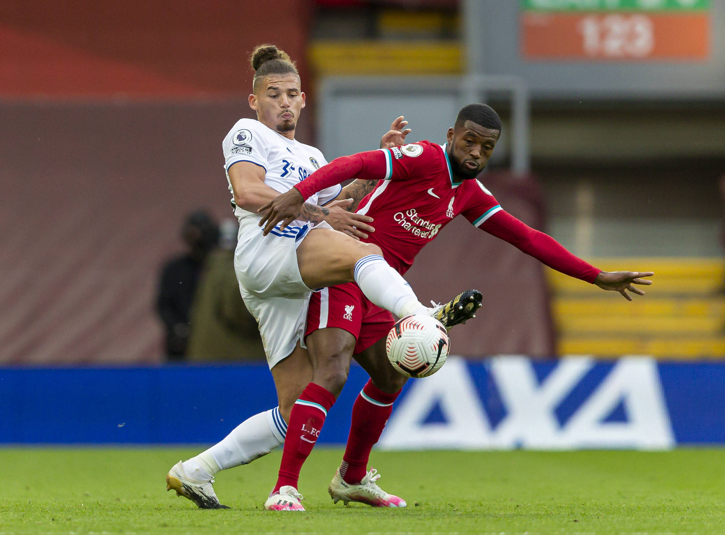 德里再踢一 德里再踢一