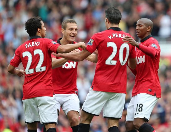 尽管面对两 尽管面对两